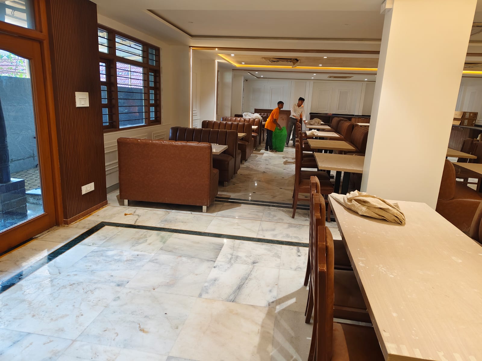 Indies 365 Hotel